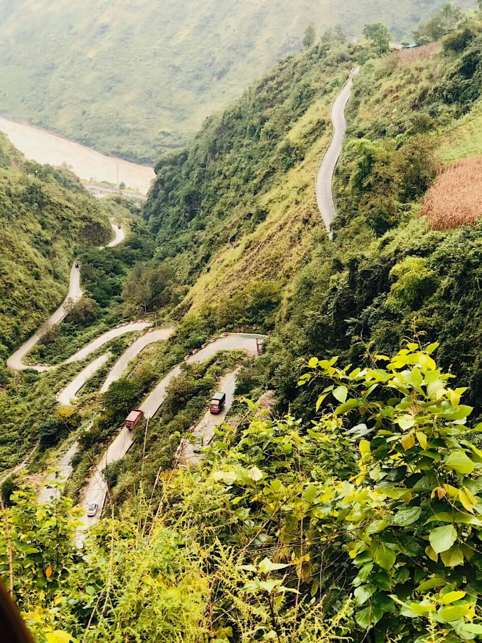 怒江石月亮景区