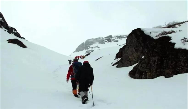 碧罗雪山徒步